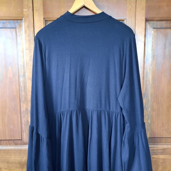 Torrid Mini Jersey Mock Neck Skater Dress Deep Black Long Bell Sleeve Size 2X - Picture 13 of 16
